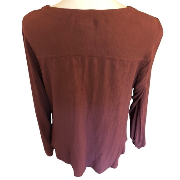 Draped Knot Front Button Top Shirt - Picture 5 of 12